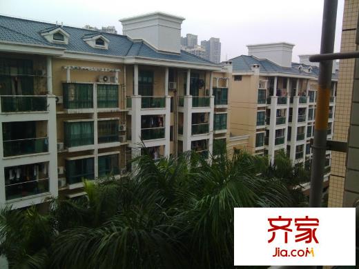 深华业大厦外景图