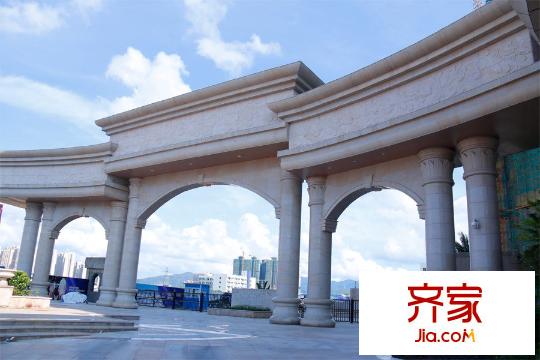 凱南萊弗城實景圖廣場大門（2015-7-7）