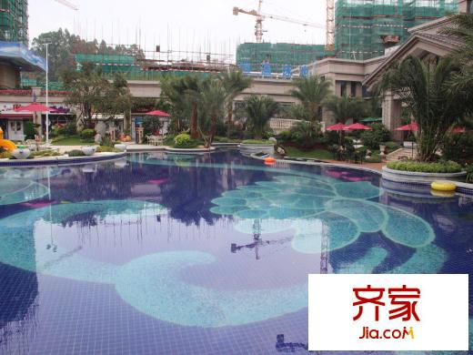 碧桂園常平首府實景圖小區(qū)游泳池（2014-6-8）