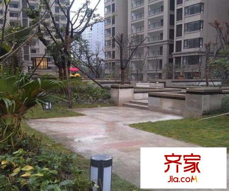首信首御外景圖