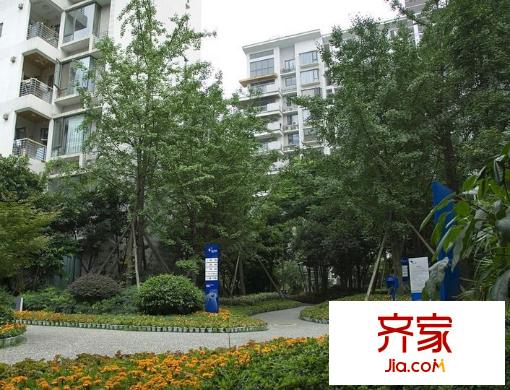 城南優(yōu)品道廣場外景圖