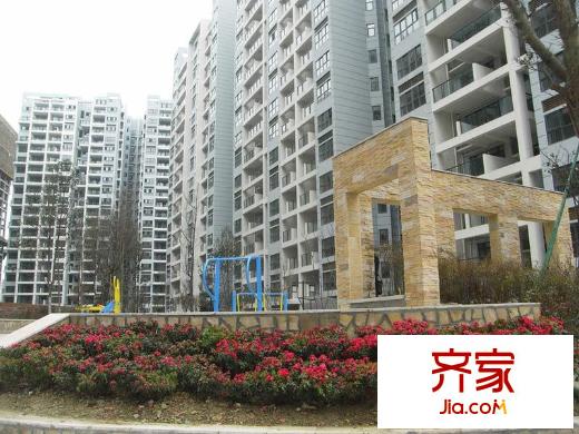 上行錦繡外景圖