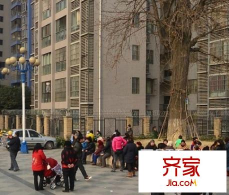 府河星城外景圖
