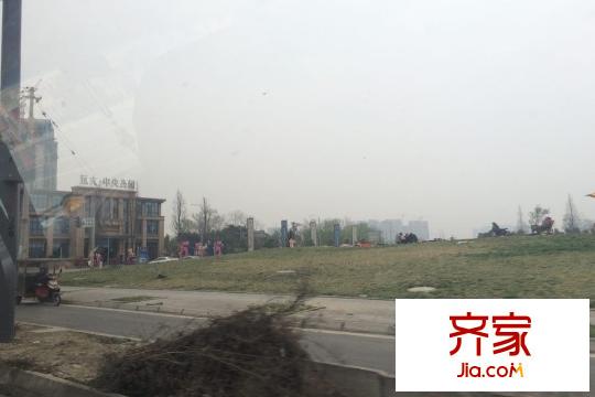 遠(yuǎn)大中央公園售樓處（2015.3）