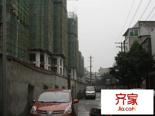 蓉城勝景項(xiàng)目現(xiàn)場（2013.1）