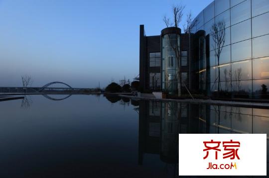 月映長(zhǎng)灘小區(qū)內(nèi)景觀實(shí)景(2010.03)
