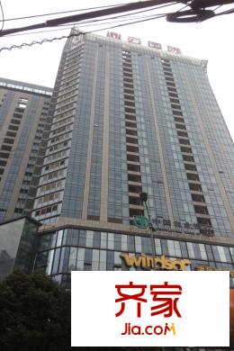 融城云熙項(xiàng)目仰拍實(shí)景（2015-3）
