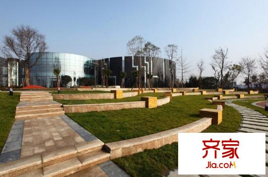 月映長(zhǎng)灘小區(qū)內(nèi)景觀實(shí)景(2010.03)