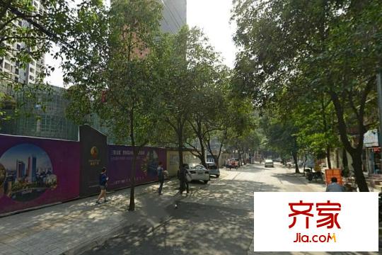 銀杏廣場項(xiàng)目外街道實(shí)景（2015-3）
