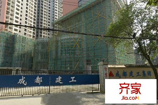 銀杏廣場項(xiàng)目工地入口實(shí)景（2015-3）