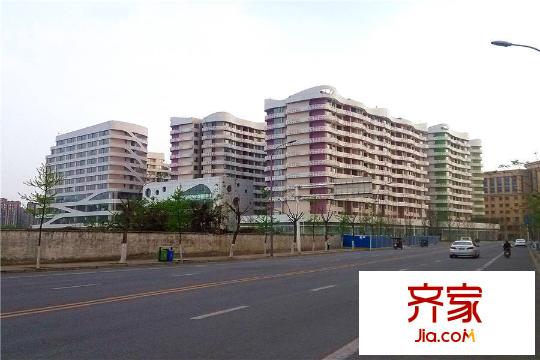 首信匯項(xiàng)目2、3、4、8號(hào)樓實(shí)景（2015-3-29）