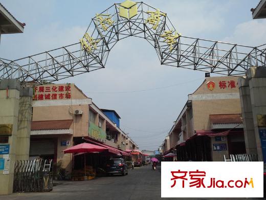 雙都會(huì)周邊配套商場(chǎng)