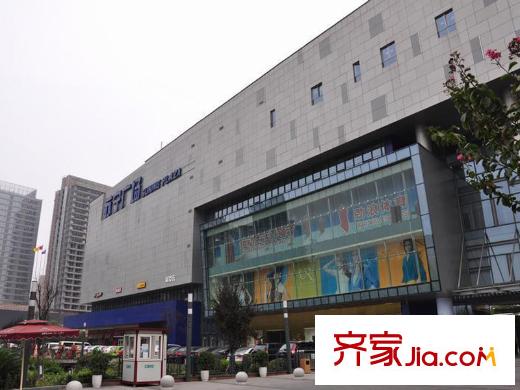 雄飛新園國際廣場周邊蘇寧廣場