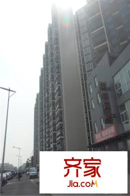 潤弘麗都小區(qū)現房遠拍實景（2015-3-30）