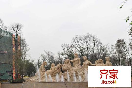 恒大御景半島雕像群組實(shí)景（2010.11）