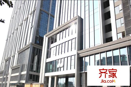 綠地之窗項(xiàng)目外立面（2015.3）