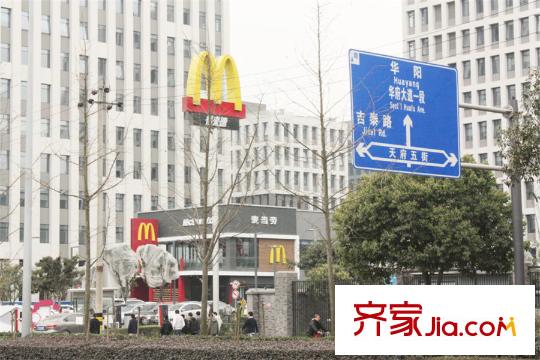 理想028附近麥當(dāng)勞