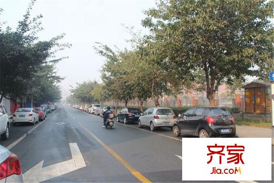 清鳳時(shí)代城項(xiàng)目外馬路（2015-12-7）