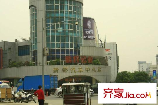 友盛上都周邊配套鐘樓
