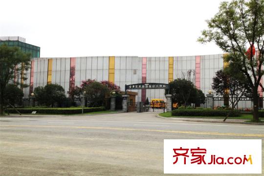 清鳳時(shí)代城金蘋(píng)果幼兒園