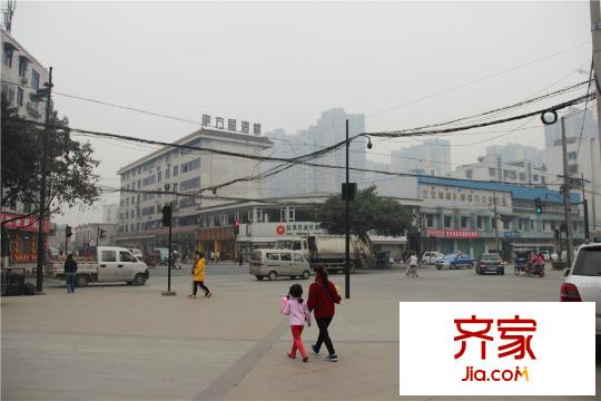 和信天驕府售樓部周邊（2015.3）