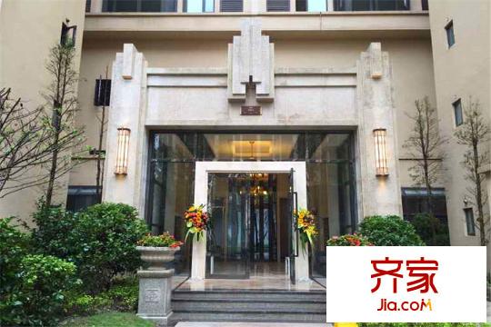 中糧香頌麗都小區(qū)樓棟入戶大廳實(shí)景（2015-9-2）
