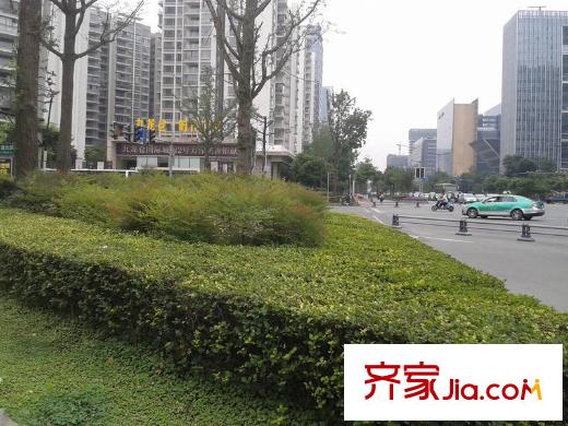 九龍倉時代上城臨時接待中心周邊小區(qū)