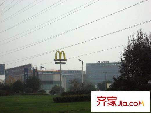 煒岸城周邊配套