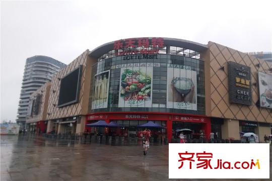 藍(lán)光圣菲悅城樂(lè)天瑪特全景