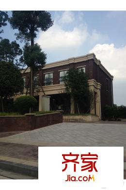 三利麓山城項(xiàng)目外部實(shí)景2015-10-16