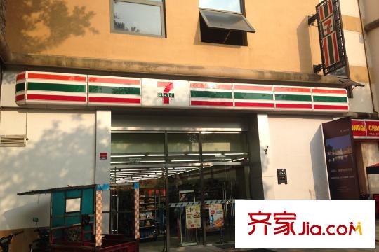 三利麓山城項(xiàng)目周邊超市