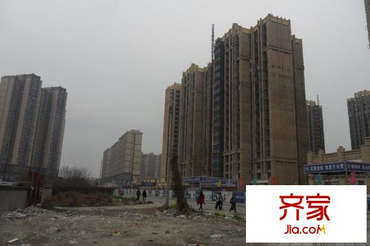 西郡英華三期外立面沿街全景實景（2015-03-25）