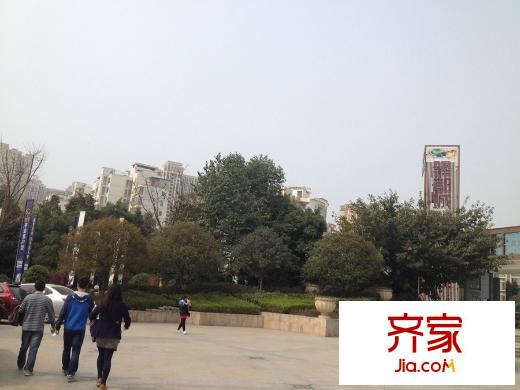 驛都城售樓部外實景（2015-3-9）