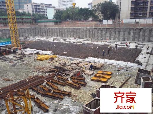 朝陽(yáng)朗香廣場(chǎng)工程進(jìn)度（2015-08）