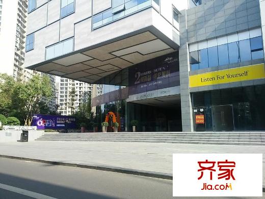 吉寶凌云峰閣售樓部外實(shí)景（2015-11-1）