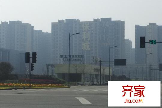 保利城小區(qū)外立面（2015.3）