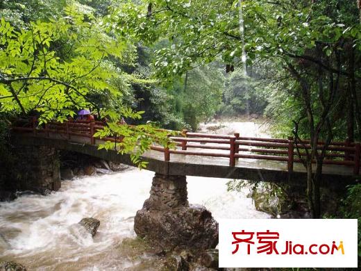 香閣里公館青城山廊橋