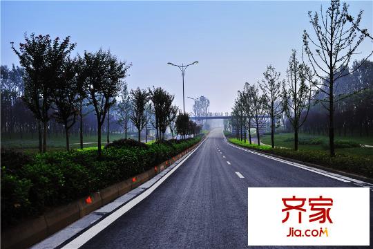 萬科五龍山社區(qū)外道路（2012-5）