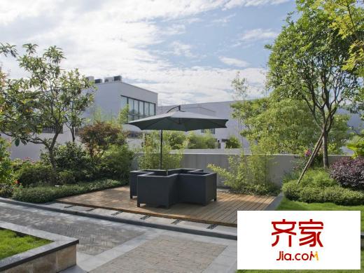 達(dá)觀山小區(qū)綠化（2013.07.22）
