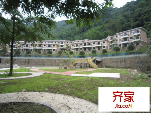 青城御龍灣項目綠化實景（2014-8）