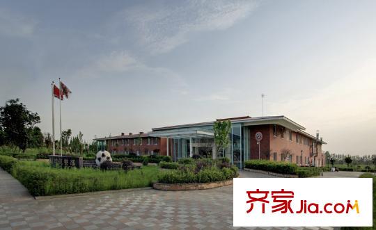 成都國奧村周邊足球中學(xué)