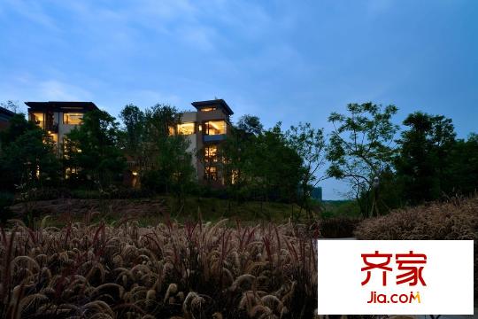 麓湖生態(tài)城沉香谷小區(qū)綠化（2014-11）