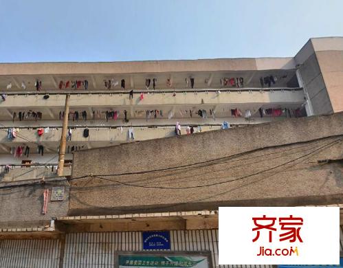 湖南師大張公嶺校區(qū)宿舍外景圖