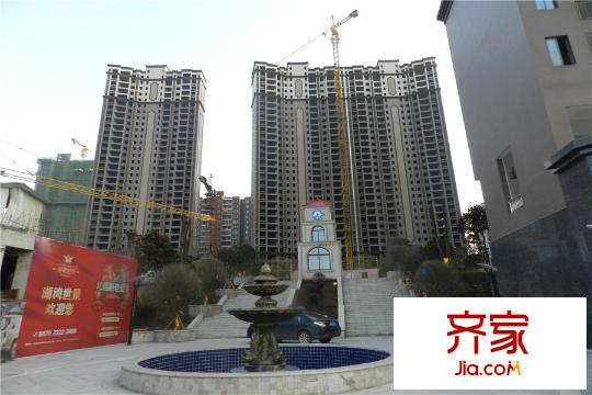 ID空間小區(qū)正門口（2015.3.12）