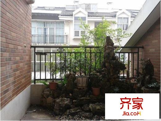 幸福里別墅外景圖