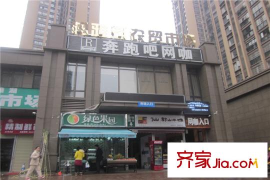 泊林晶城周邊農(nóng)貿(mào)市場