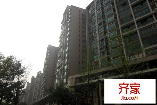 新城新世界住宅仰視（2015.4.7）