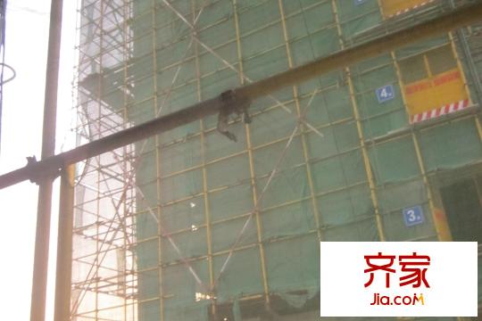 廣電疊彩蘭亭項(xiàng)目近景（2015.12.17）