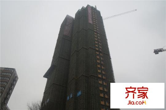 草莓街區(qū)仰視（2015.3.28）