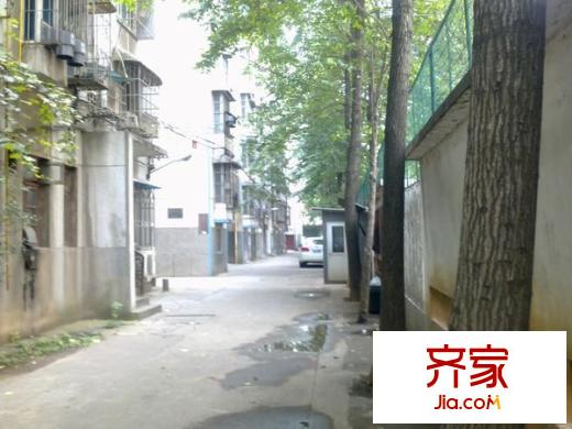 雨花亭服裝公司宿舍外景圖